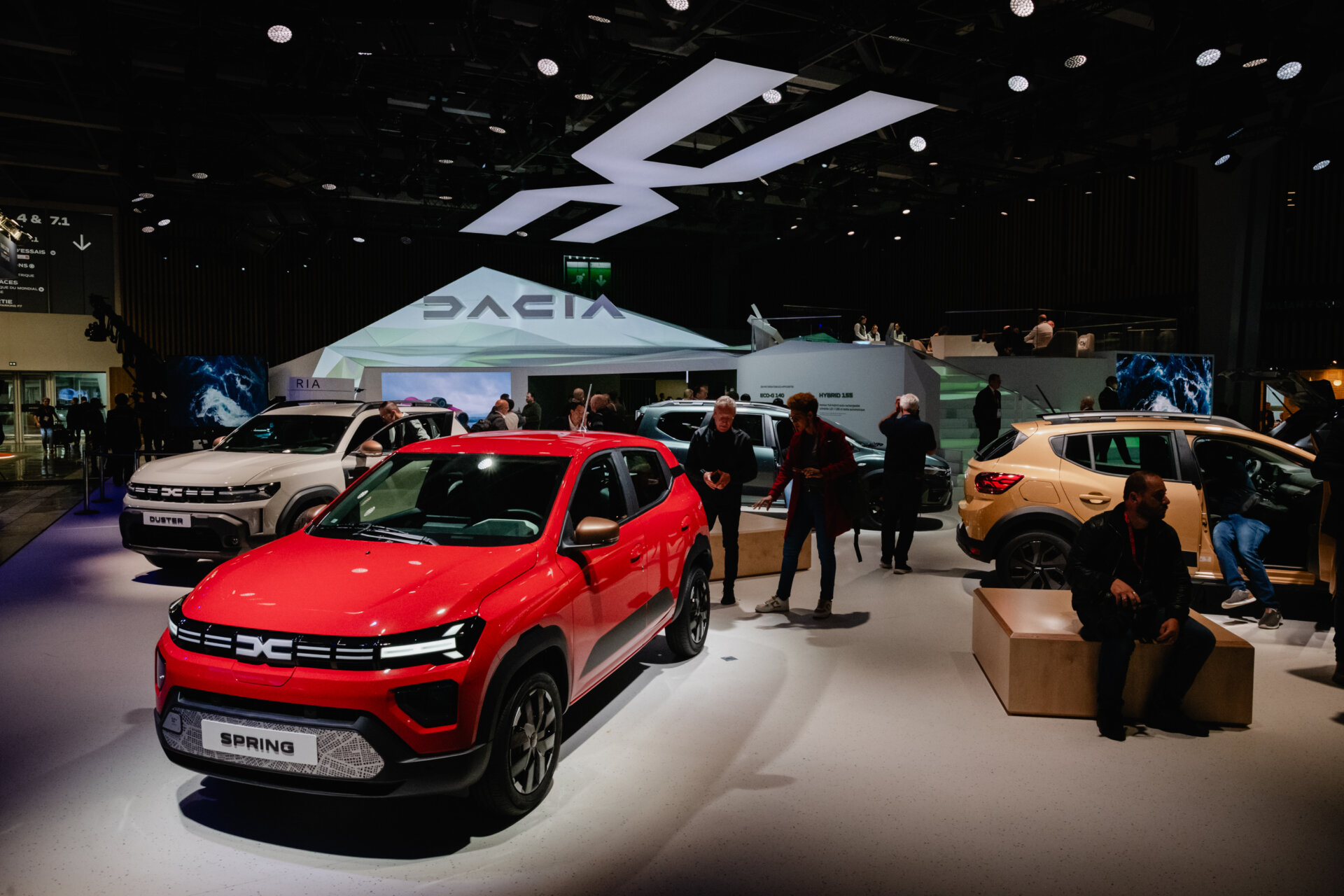 Dacia au Mondial de l'Auto 2024